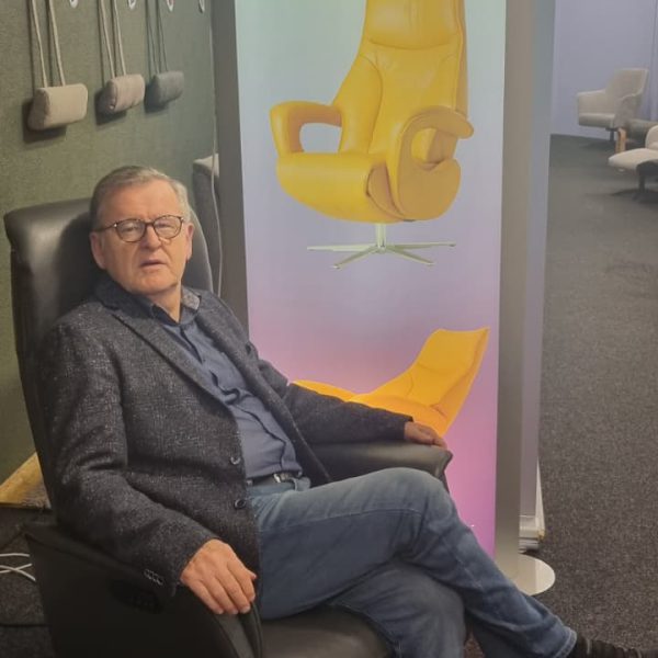 over ons fauteuil plaza